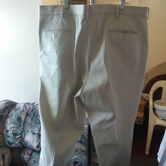 Men pants 2 for $10 - Picture 3 of 4